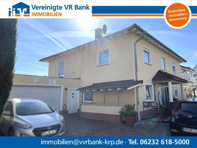 Haus zum Kaufen in Bürstadt 1.190.000 € 211 m²