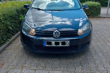 VW Golf 182.000 km 2.500 &euro; Brühl 68782