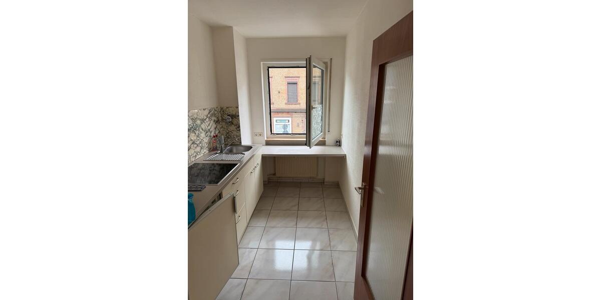 Etagenwohnung Ludwigshafen am Rhein Ludwigshafen-Hemshof - 3 Zimmer, 70 m&sup2;, 1.300&euro; | Angebot:25431706