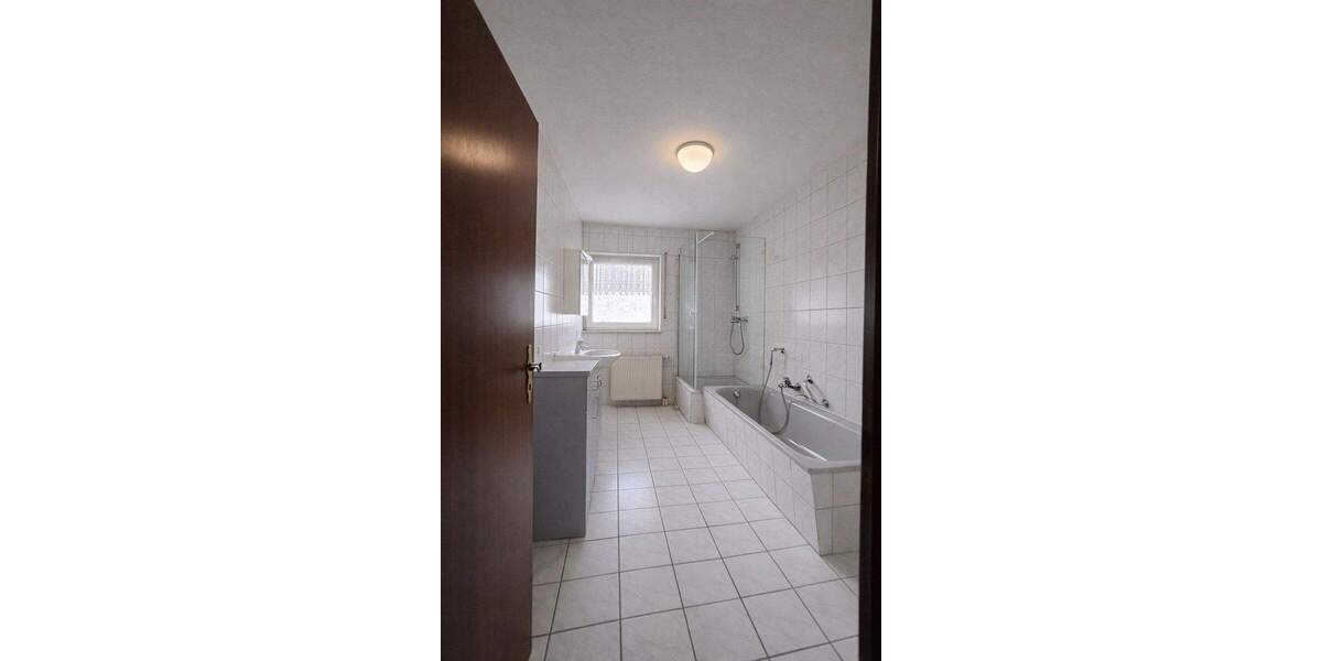 Etagenwohnung Viernheim - 2 Zimmer, 76 m&sup2;, 297.000&euro; | Angebot:25337739