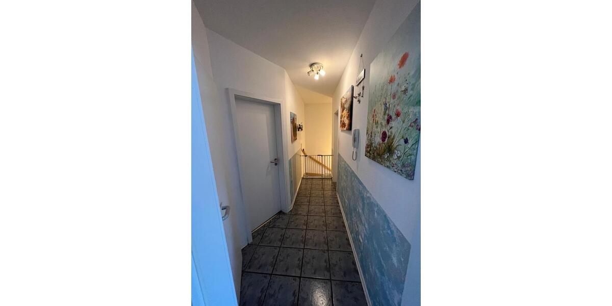 Etagenwohnung Bammental - 3 Zimmer, 90 m&sup2;, 1.060&euro; | Angebot:26279951