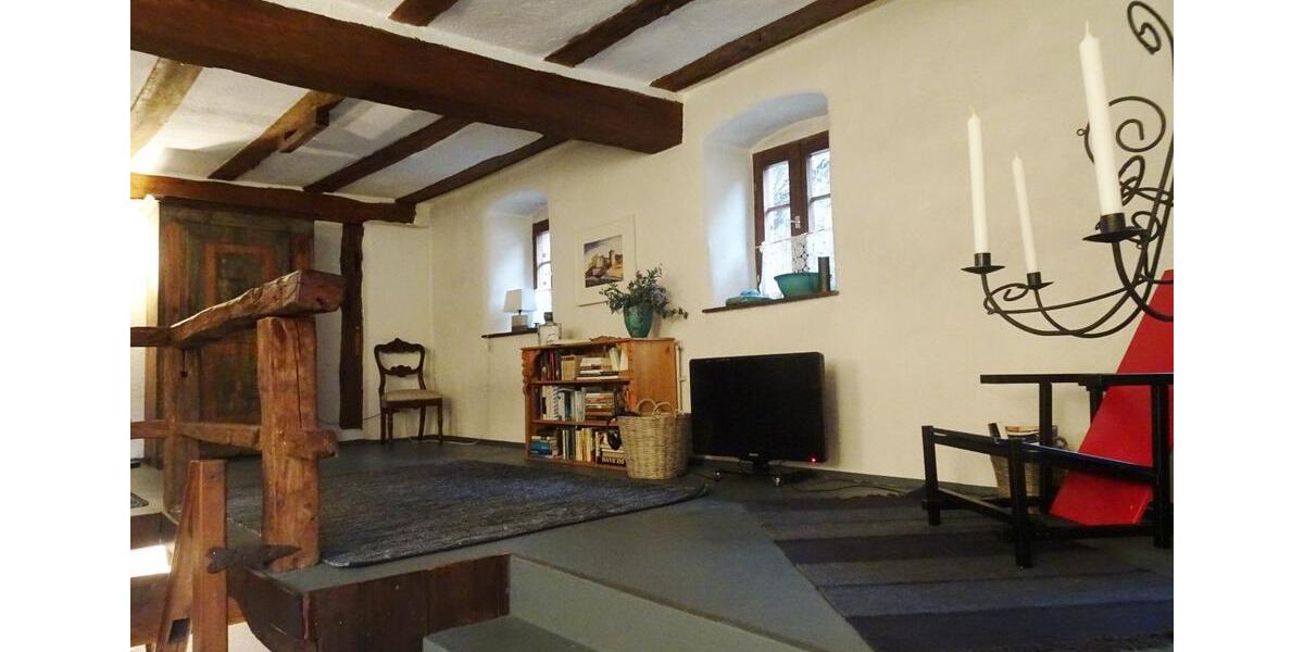 Etagenwohnung Weinheim - 5 Zimmer, 230 m&sup2;, 1.950&euro; | Angebot:26481764