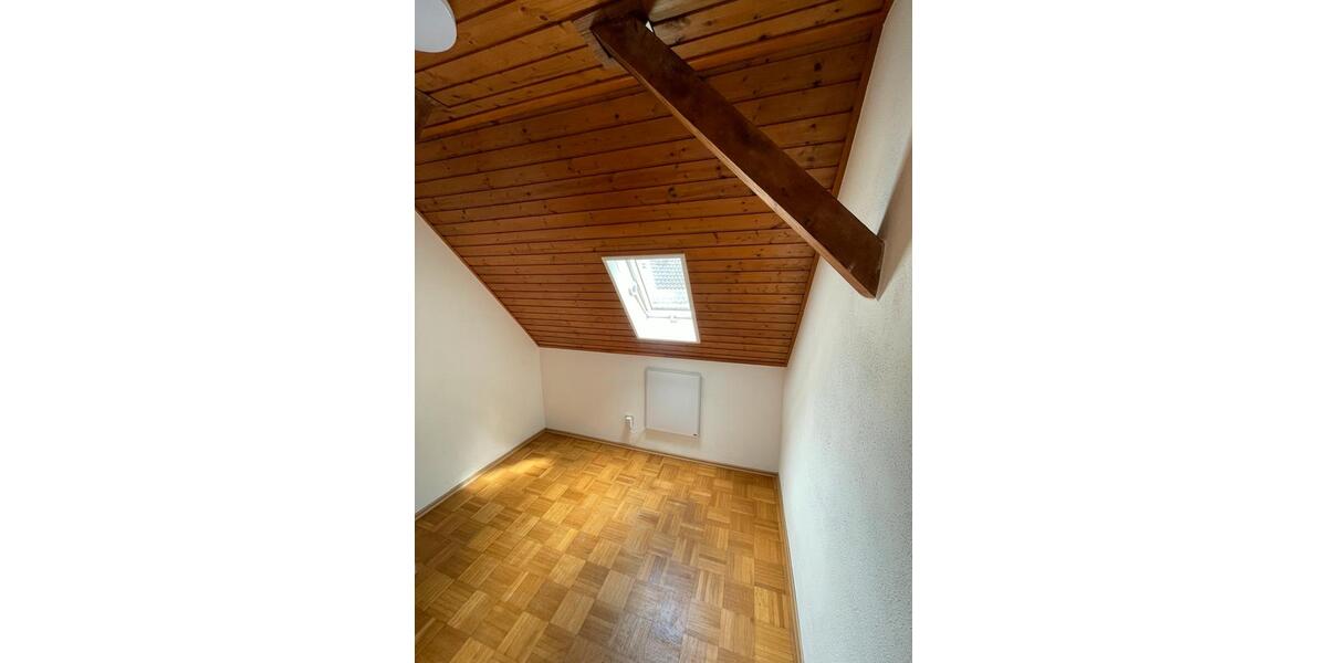Einfamilienhaus Neckargerach - 5 Zimmer, 78 m&sup2;, 870&euro; | Angebot:26611085
