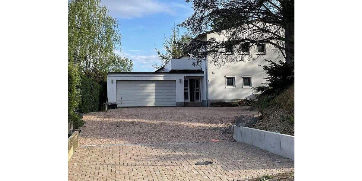 Modernes Landhaus mit schönem Garten - viele Nutzungsmöglichkeiten, zukunftssichere Investition 7 zimmer