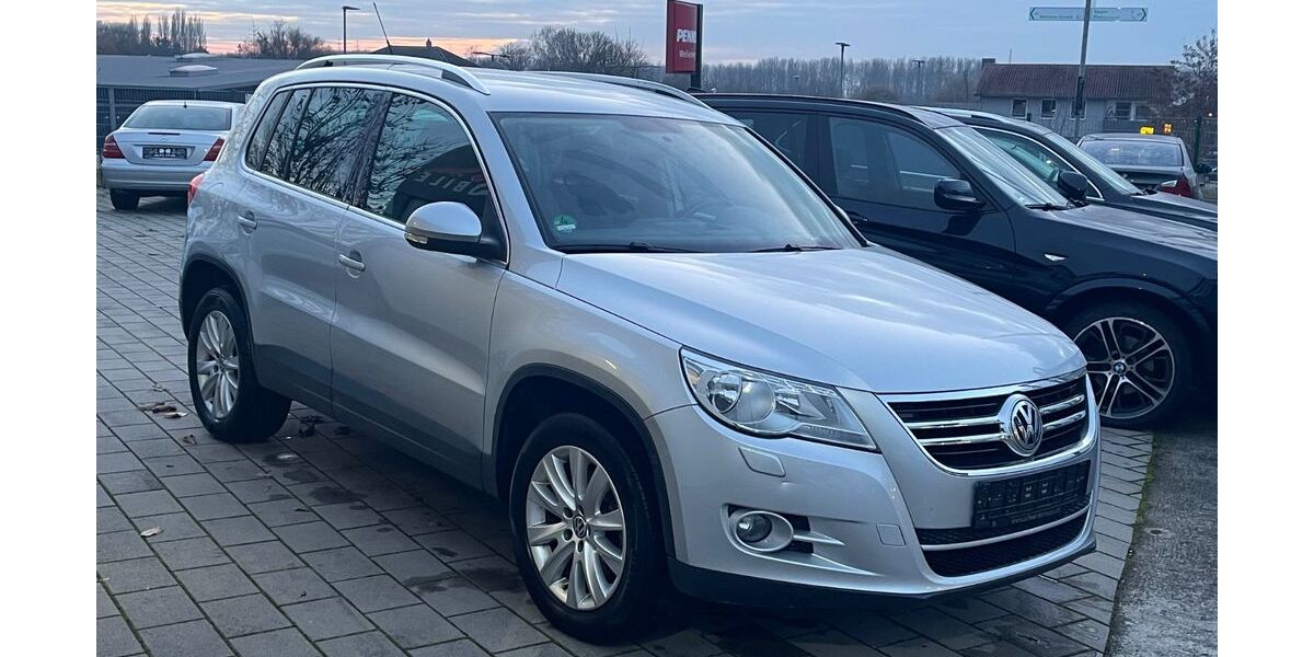 VW Tiguan 186.600 km 5.499 € Oberhausen-Rheinhausen 68794