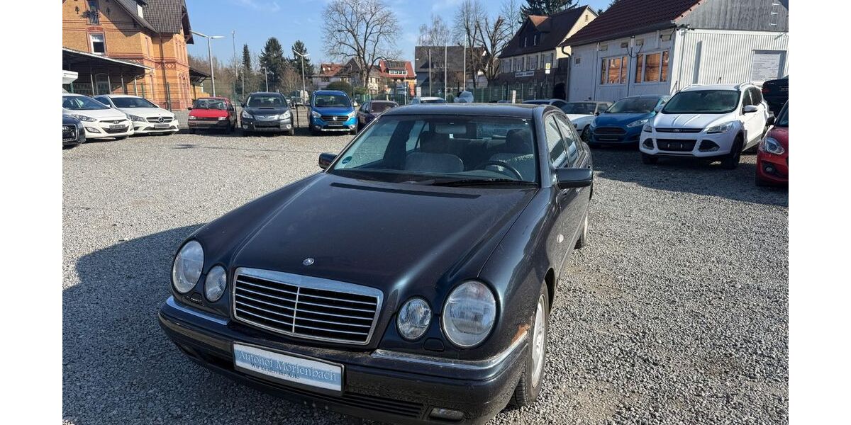 Mercedes-Benz E 200 118.000 km 1.999 &euro; Mörlenbach 69509