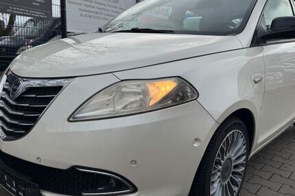 Lancia Ypsilon 109.696 km 2.660 &euro; LUDWIGSHAFEN AM RHEIN 67071