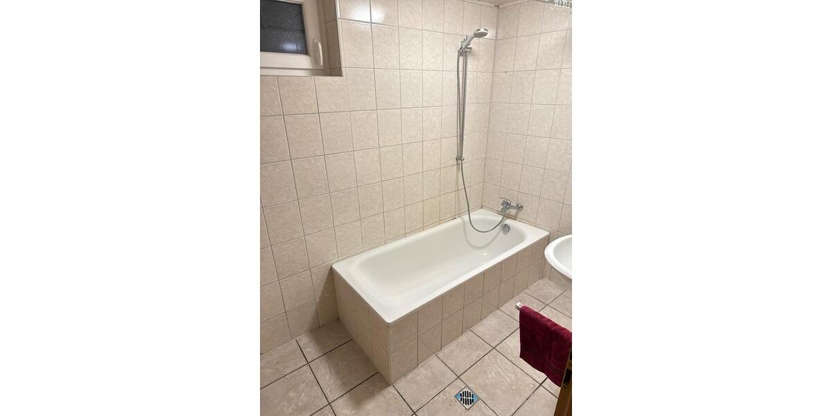 Etagenwohnung Neunkirchen - 2 Zimmer, 60 m&sup2;, 650&euro; | Angebot:24650555