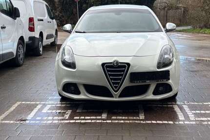 Alfa Romeo Giulietta 94.379 km 7.890 &euro; Frankenthal, Pfalz 67227