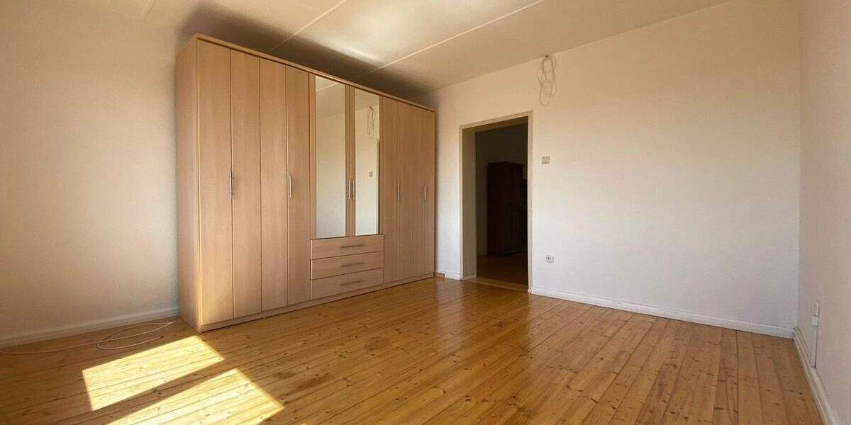 Mehrfamilienhaus, Wohnhaus Wiesloch - 7 Zimmer, 190 m&sup2;, 750.000&euro; | Angebot:25356051