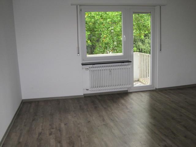 Etagenwohnung Mannheim Almenhof - 3 Zimmer, 84 m&sup2;, 858&euro; | Angebot:26684636