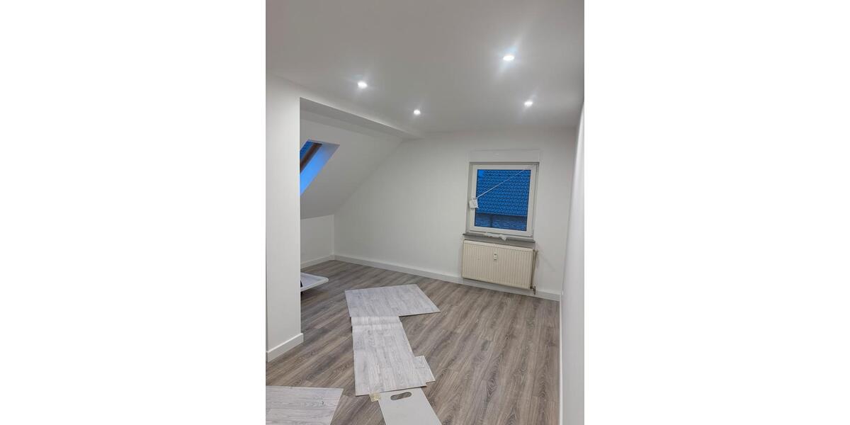 Dachgeschoßwohnung Mannheim Käfertal - 2 Zimmer, 60 m&sup2;, 900&euro; | Angebot:25428429