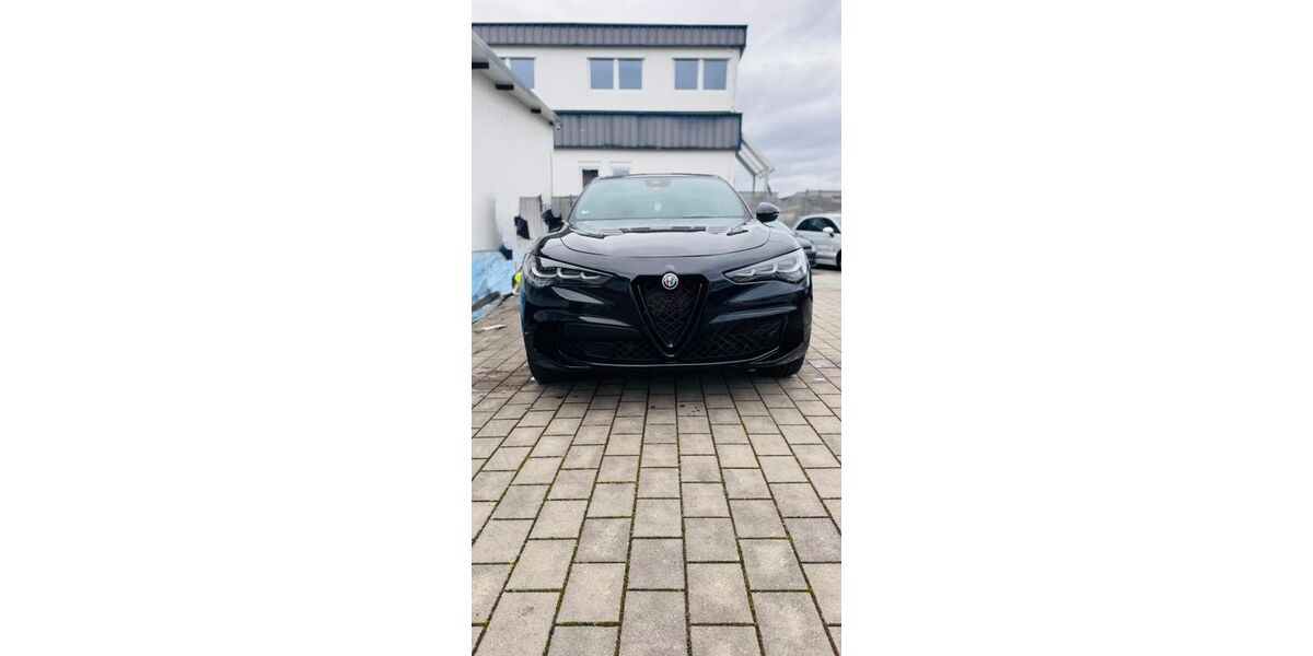 Alfa Romeo Stelvio 18.000 km 75.000 &euro; Ludwigshafen 67059