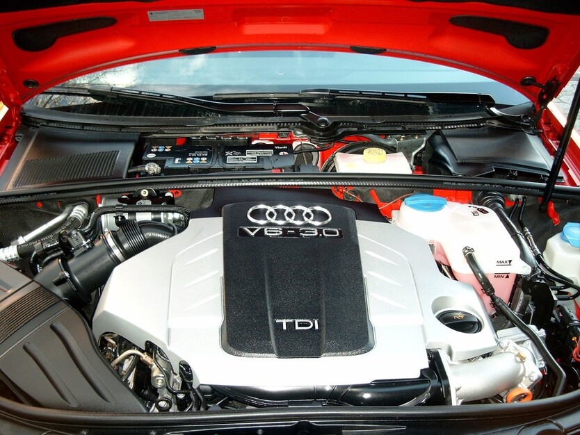 Audi S4 300.000 km 13.400 € Kronau 76709