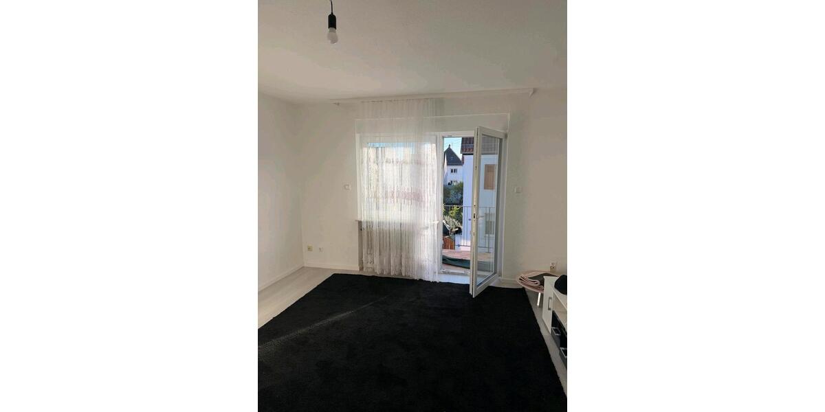 Etagenwohnung Ludwigshafen am Rhein Ludwigshafen-Oggersheim - 1 Zimmer, 30 m&sup2;, 450&euro; | Angebot:26115429