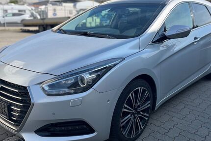 Hyundai i40 197.000 km 7.599 &euro; Philippsburg 76661