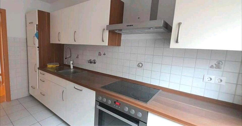 *Neu renovierte* Eigentumswohnung inkl. Einbauküche 3 zimmer