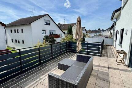 Haus Schriesheim - 5 Zimmer, 197 m&sup2;, 1.990&euro; | Angebot:26820805