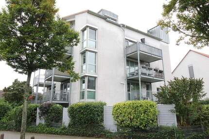 Attraktive 4-Zimmer-Wohnung, zwei Balkone und TG-Stellplatz in Mannheim (Erbpacht) 4 zimmer