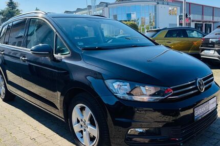 VW Touran 62.000 km 21.970 € Bad Rappenau 74906