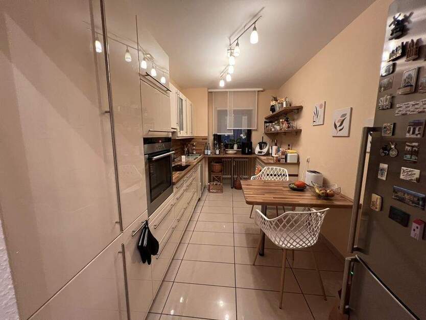 Schöne 2-Zimmer-Wohnung mit Balkon und EBK 2 zimmer