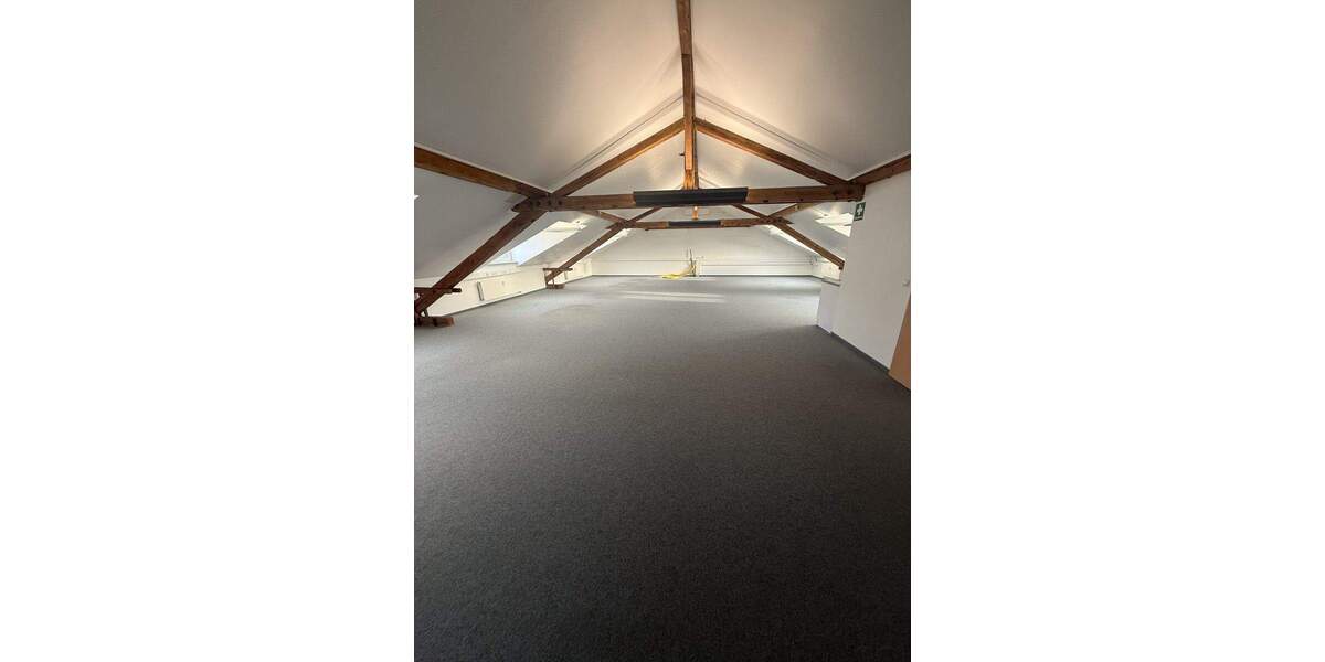 Gewerbeobjekt Ludwigshafen am Rhein Mitte - 2 Zimmer, 183 m&sup2;, 2.500&euro; | Angebot:25536250