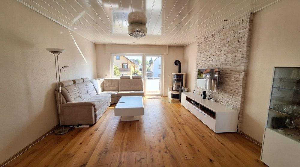 Etagenwohnung Viernheim - 3 Zimmer, 92 m&sup2;, 1.080&euro; | Angebot:25684687