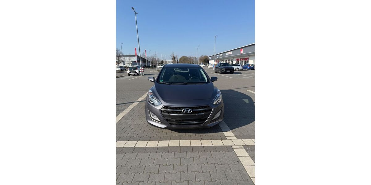 Hyundai i30 47.000 km 11.500 &euro; Schwetzingen 68723