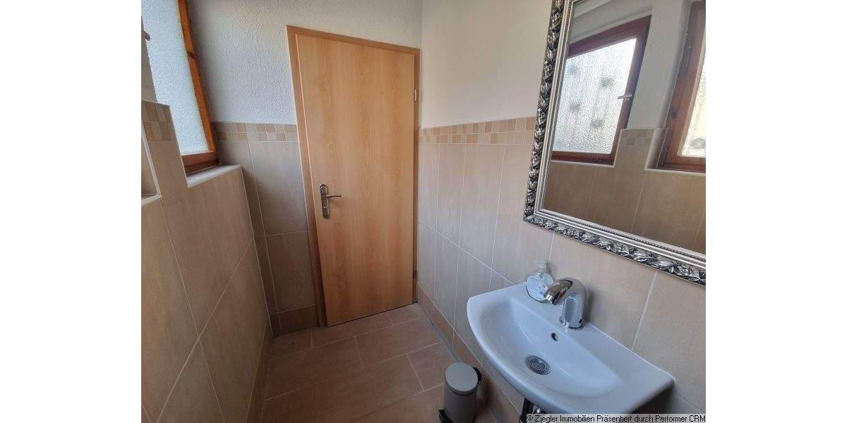 Mehrfamilienhaus, Wohnhaus Edingen-Neckarhausen Neckarhausen - 8 Zimmer, 129 m&sup2;, 425.000&euro; | Angebot:25681570