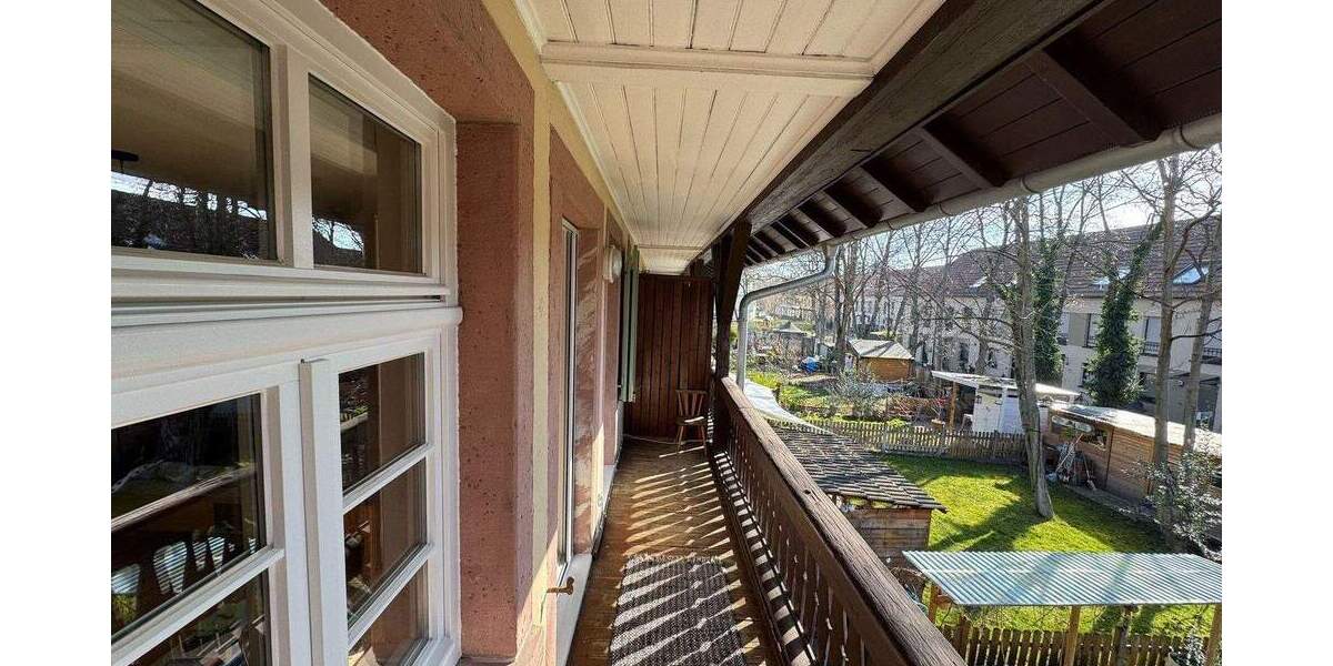 Charmantes Altbau-Reihenhaus 3 zimmer