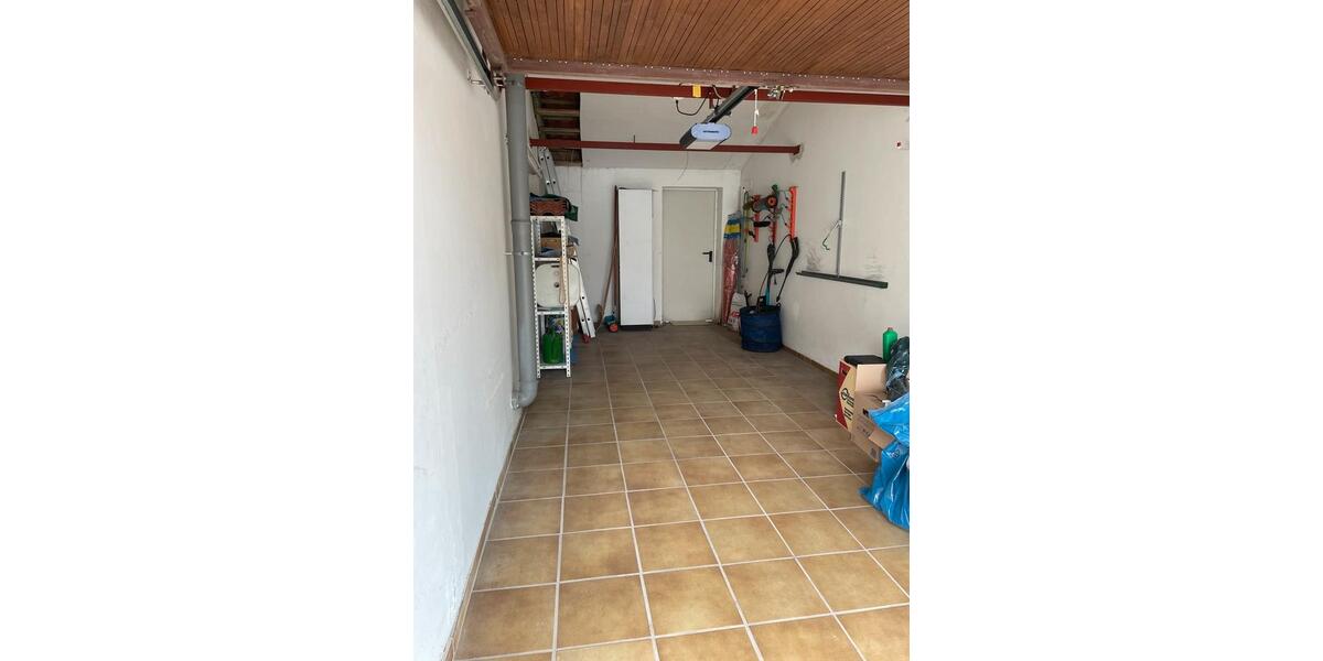 Doppelhaushälfte Leimen - 6 Zimmer, 210 m&sup2;, 1.950&euro; | Angebot:24715089