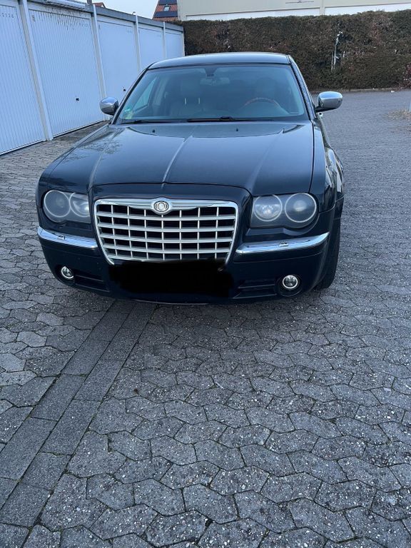 Chrysler 300C 250.550 km 2.500 € Ludwigshafen 67067