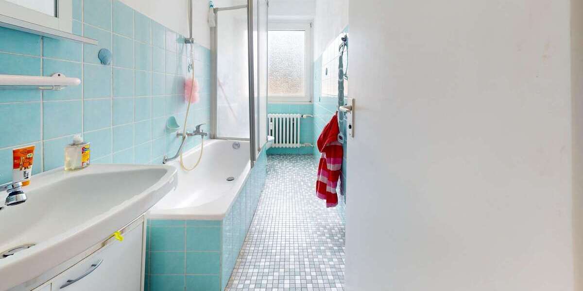 Praktisch geschnittene 2-Zimmer-Wohnung mit Balkon und Stellplatz - Terrassenwohnung Mannheim Käfertal | Angebot:27023847