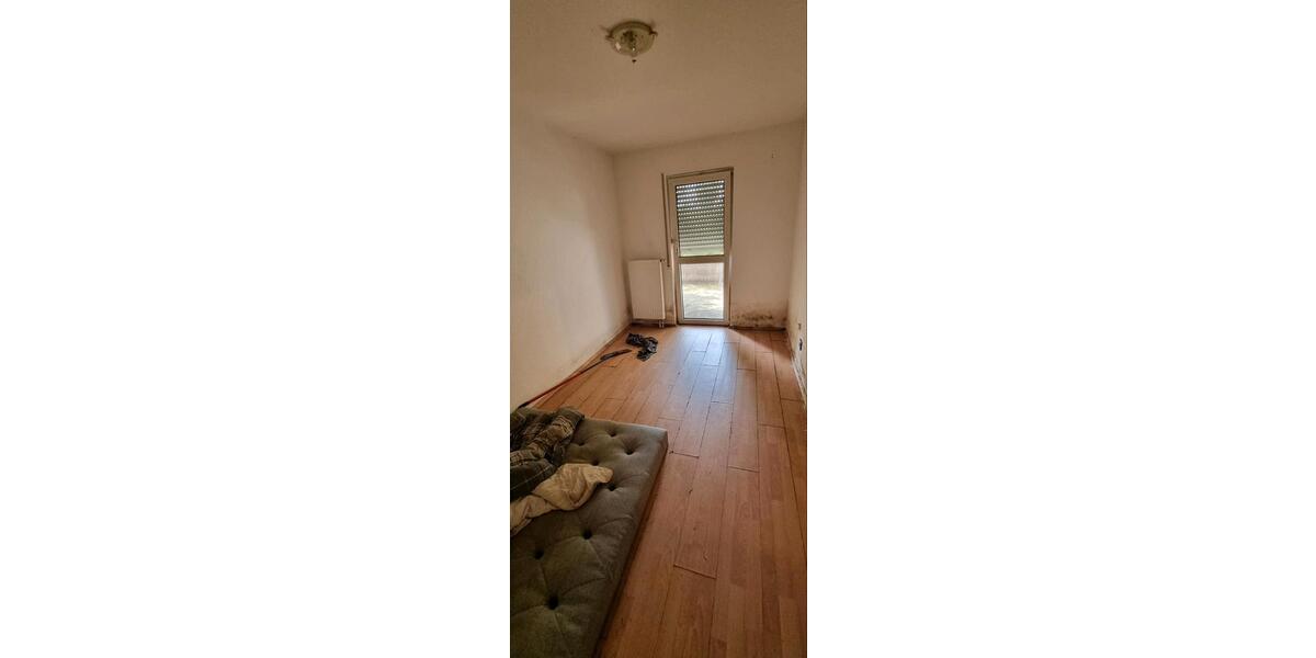 Etagenwohnung Mutterstadt - 3 Zimmer, 85 m&sup2;, 140.000&euro; | Angebot:24624896