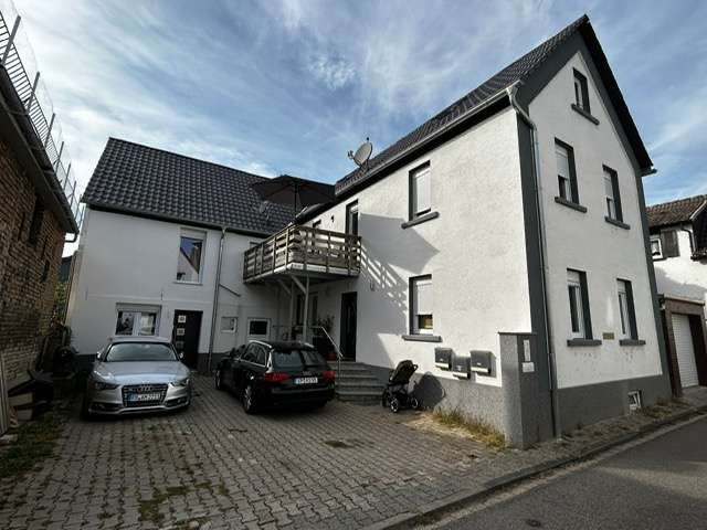 Haus zum Kaufen in Bobenheim-Roxheim 497.000 € 238 m²