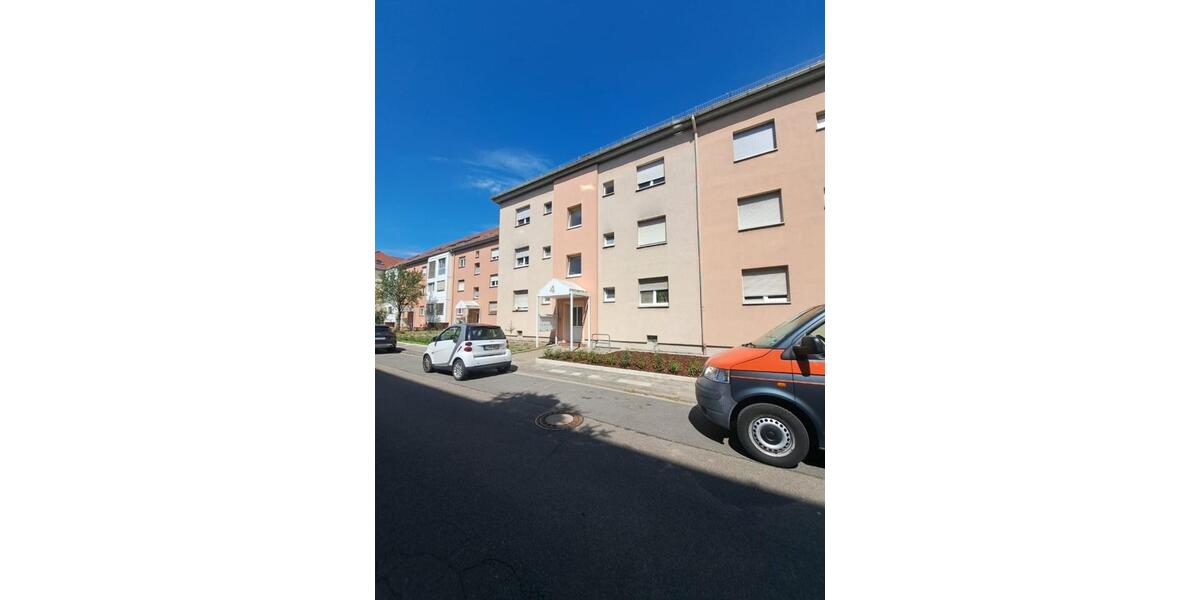 Dachgeschoßwohnung Ludwigshafen am Rhein Parkinsel - 3 Zimmer, 82 m&sup2;, 699&euro; | Angebot:23184347