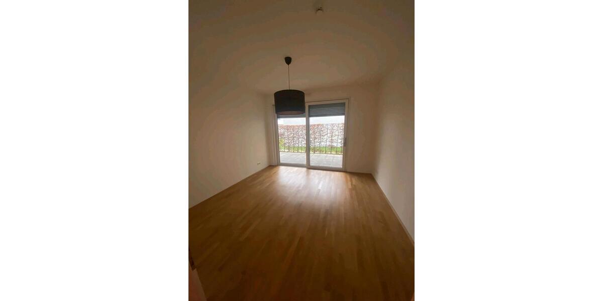 Erdgeschoßwohnung Sinsheim - 3 Zimmer, 95 m&sup2;, 1.550&euro; | Angebot:25382972