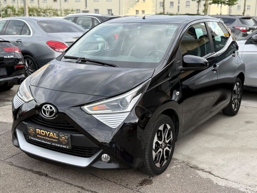 Aygo (X)