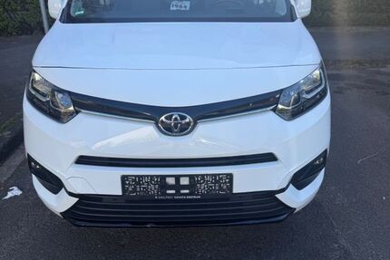 Toyota Proace City 102.200 km 17.900 &euro; Mannheim 68169