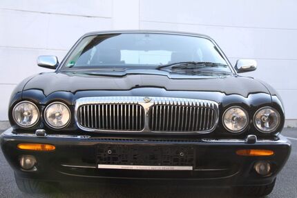 Jaguar Daimler 165.500 km 34.999 € Heppenheim 64646
