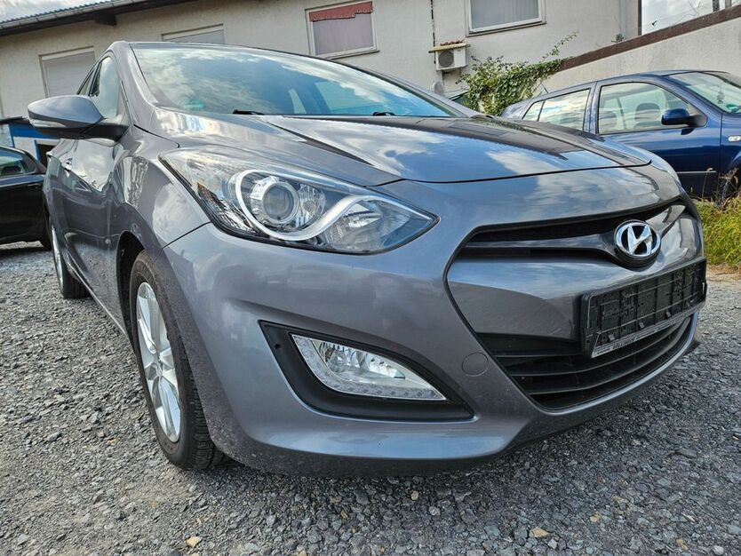Hyundai i30 125.777 km 7.999 € Reilingen 68799