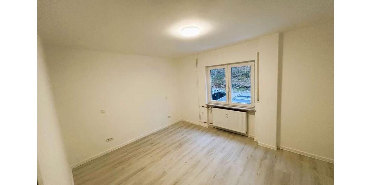 Erdgeschoßwohnung Eberbach - 4.5 Zimmer, 137 m&sup2;, 1.100&euro; | Angebot:26413356