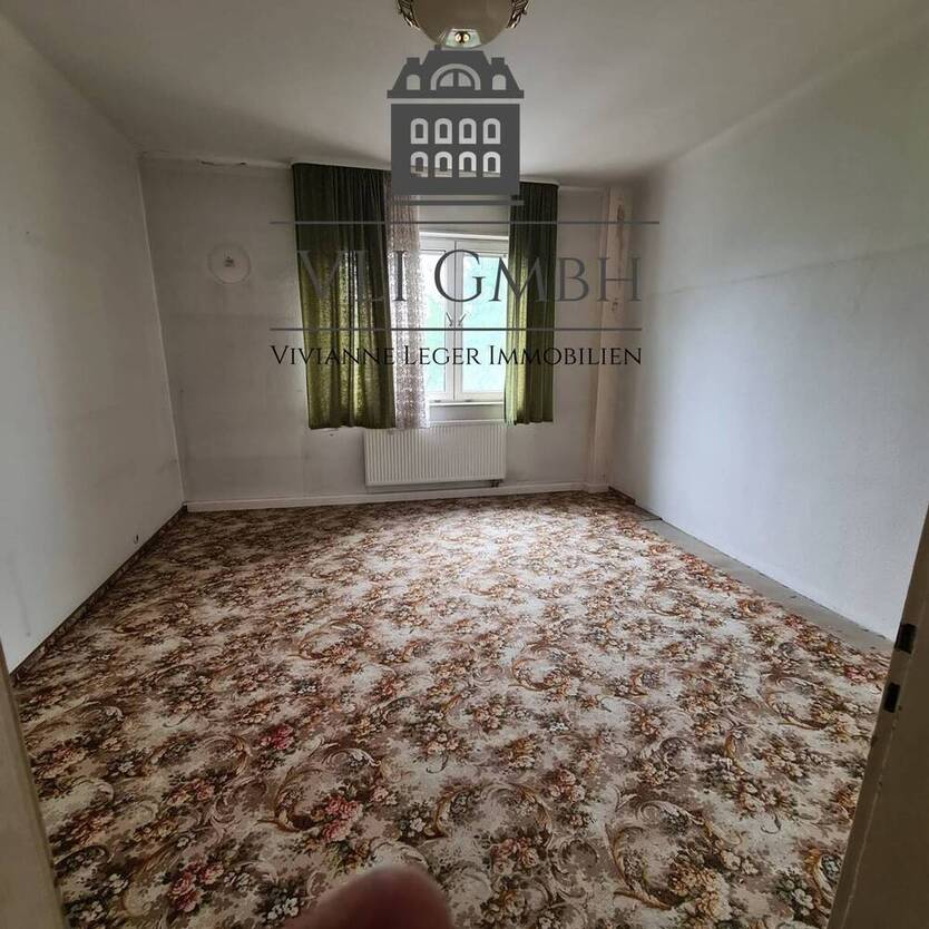 Attraktives Mehrfamilienhaus in Mannheim-Käfertal, nähe Bahnhof
