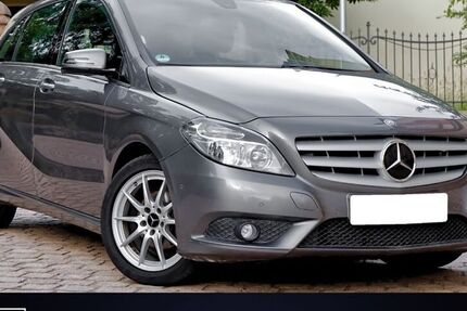 Mercedes B 180