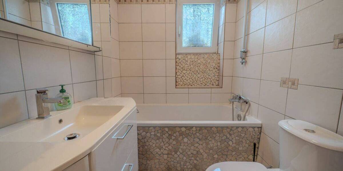 Mehrfamilienhaus, Wohnhaus Ludwigshafen am Rhein Oppau - 7 Zimmer, 227 m&sup2;, 485.000&euro; | Angebot:26616725