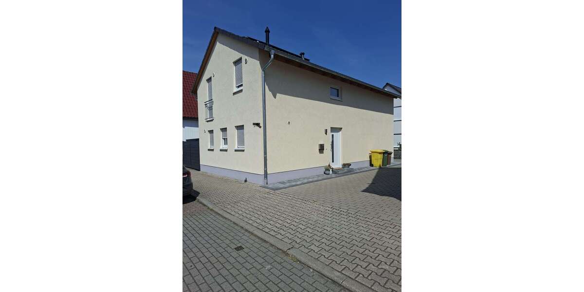Einfamilienhaus Lorsch - 4 Zimmer, 125 m&sup2;, 1.620&euro; | Angebot:27003780