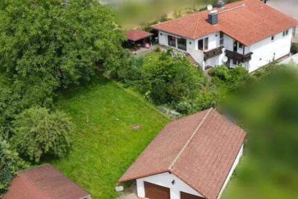 Haus Fürth - 9 Zimmer, 300 m&sup2;, 690.000&euro; | Angebot:23845877