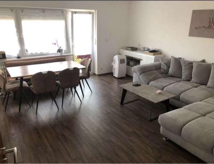 Etagenwohnung Hemsbach - 2 Zimmer, 65 m&sup2;, 700&euro; | Angebot:25350423