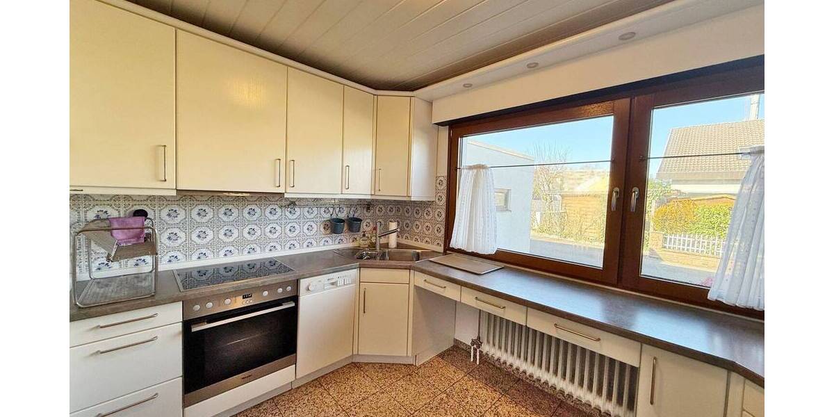 Einfamilienhaus Viernheim - 5 Zimmer, 198 m&sup2;, 1.950&euro; | Angebot:26361609