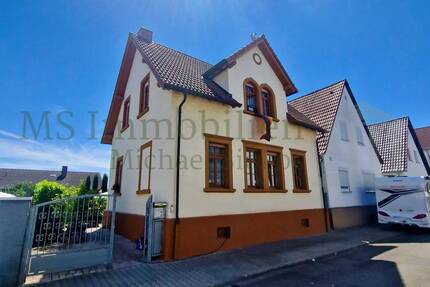 * Zwei Immobilien auf einem Grundstück in Lampertheim - vielseitige Möglichkeiten auf ca. 818 m² * 1 zimmer